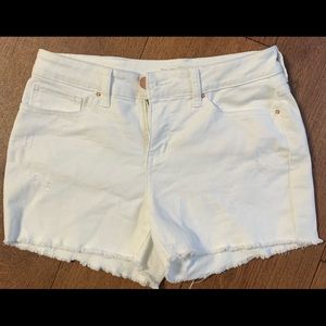 White mid rise shorts - size 8